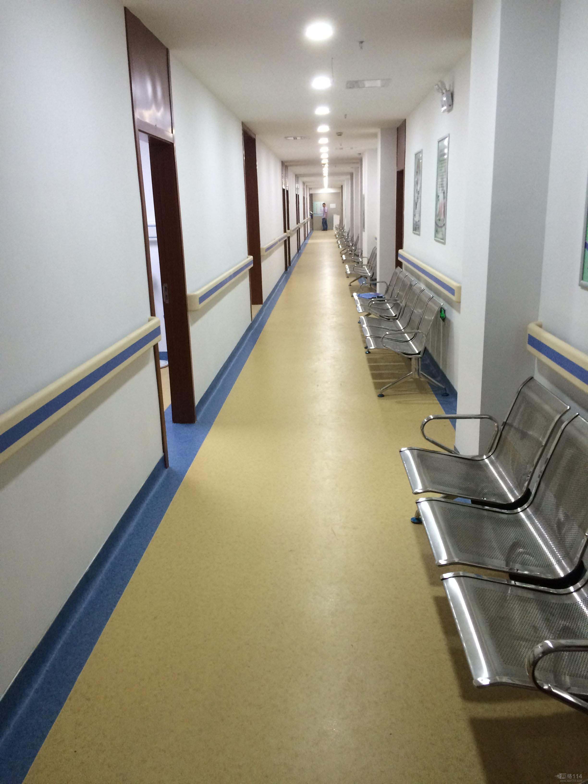 医院走廊塑胶地板